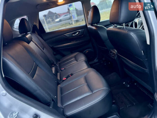 Сірий Ніссан ІксТрейл, об'ємом двигуна 1.6 л та пробігом 183 тис. км за 16800 $, фото 58 на Automoto.ua