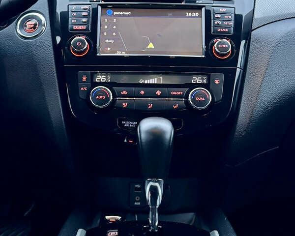 Сірий Ніссан ІксТрейл, об'ємом двигуна 1.6 л та пробігом 183 тис. км за 16800 $, фото 48 на Automoto.ua