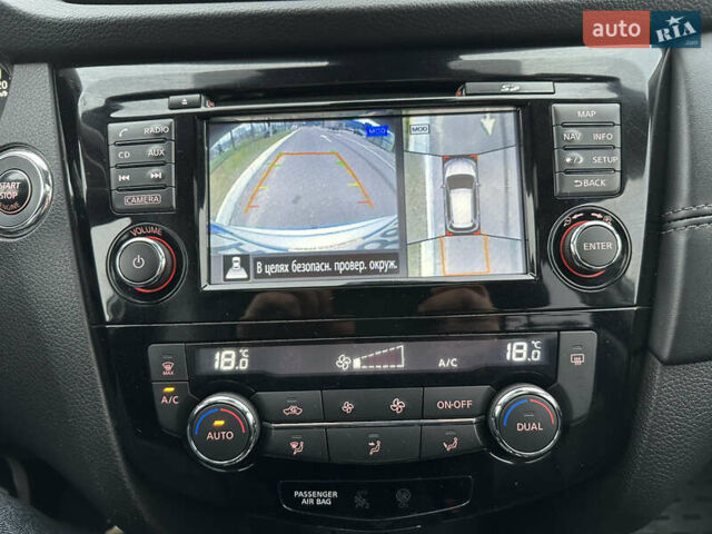 Серый Ниссан ИксТрейл, объемом двигателя 2.49 л и пробегом 216 тыс. км за 18500 $, фото 12 на Automoto.ua