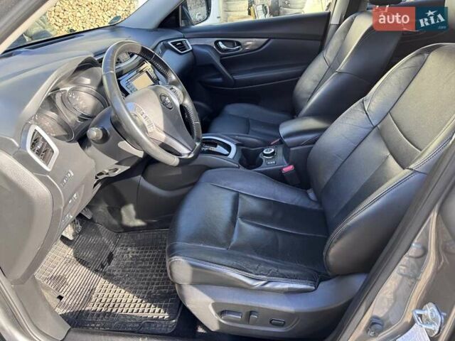 Серый Ниссан ИксТрейл, объемом двигателя 2 л и пробегом 227 тыс. км за 17300 $, фото 28 на Automoto.ua