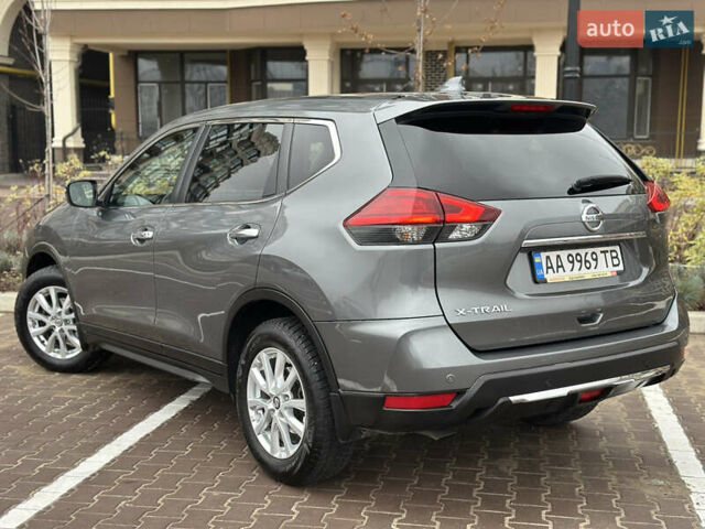 Серый Ниссан ИксТрейл, объемом двигателя 1.62 л и пробегом 140 тыс. км за 17300 $, фото 15 на Automoto.ua