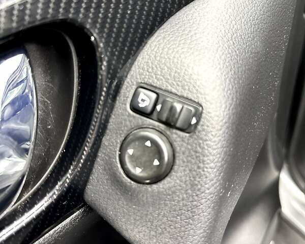 Серый Ниссан ИксТрейл, объемом двигателя 1.6 л и пробегом 101 тыс. км за 22000 $, фото 26 на Automoto.ua