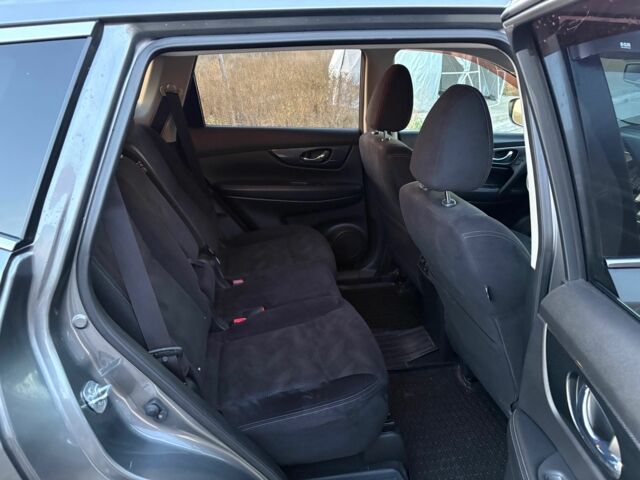 Серый Ниссан ИксТрейл, объемом двигателя 1.6 л и пробегом 109 тыс. км за 17600 $, фото 3 на Automoto.ua