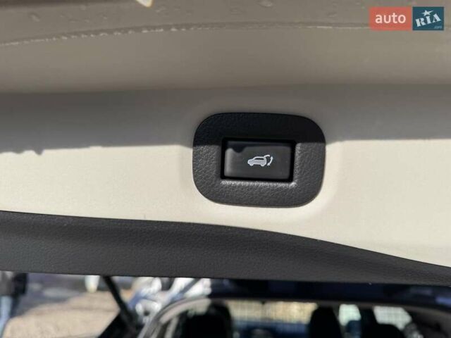 Серый Ниссан ИксТрейл, объемом двигателя 2 л и пробегом 227 тыс. км за 17300 $, фото 17 на Automoto.ua