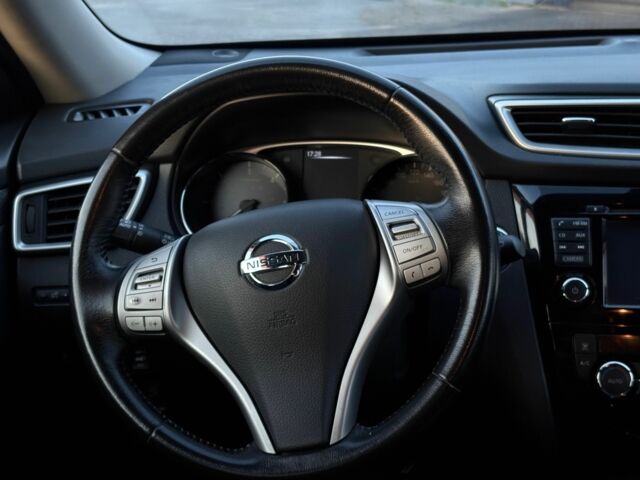 Серый Ниссан ИксТрейл, объемом двигателя 1.6 л и пробегом 109 тыс. км за 17600 $, фото 6 на Automoto.ua