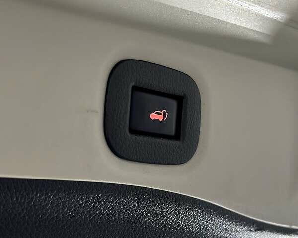 Серый Ниссан ИксТрейл, объемом двигателя 1.6 л и пробегом 101 тыс. км за 22000 $, фото 36 на Automoto.ua