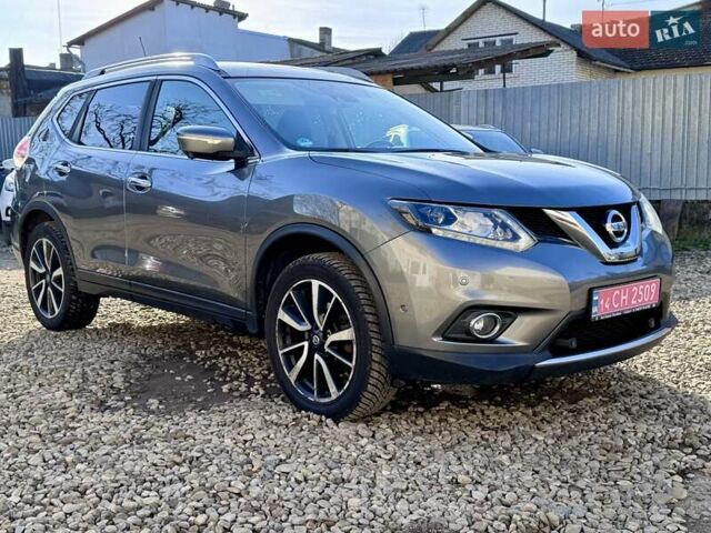 Серый Ниссан ИксТрейл, объемом двигателя 2 л и пробегом 227 тыс. км за 17300 $, фото 1 на Automoto.ua