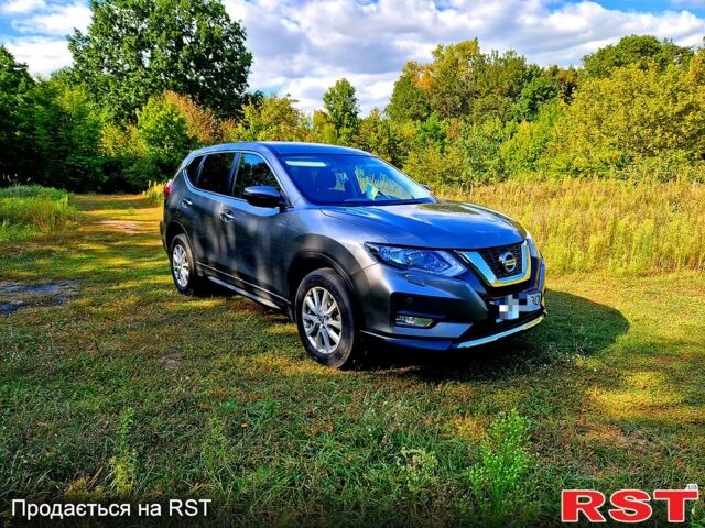 Сірий Ніссан ІксТрейл, об'ємом двигуна 2 л та пробігом 145 тис. км за 17900 $, фото 5 на Automoto.ua