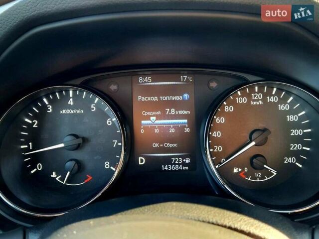 Ниссан ИксТрейл 2018 в Сумах на Automoto.ua Серый Ниссан ИксТрейл, объемом двигателя 2 л и пробегом 145 тыс. км за 17900 $, фото 3 на Automoto.ua