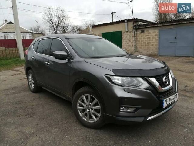 Серый Ниссан ИксТрейл, объемом двигателя 1.6 л и пробегом 120 тыс. км за 19900 $, фото 1 на Automoto.ua