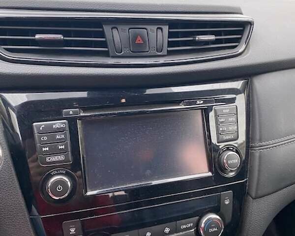 Серый Ниссан ИксТрейл, объемом двигателя 1.6 л и пробегом 265 тыс. км за 17500 $, фото 11 на Automoto.ua