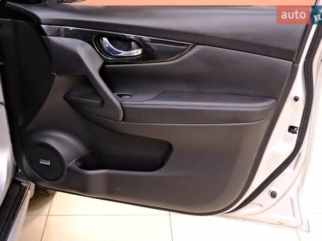 Серый Ниссан ИксТрейл, объемом двигателя 1.6 л и пробегом 50 тыс. км за 23900 $, фото 40 на Automoto.ua