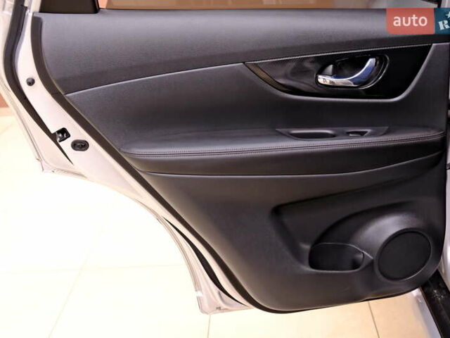 Серый Ниссан ИксТрейл, объемом двигателя 1.6 л и пробегом 50 тыс. км за 23900 $, фото 32 на Automoto.ua