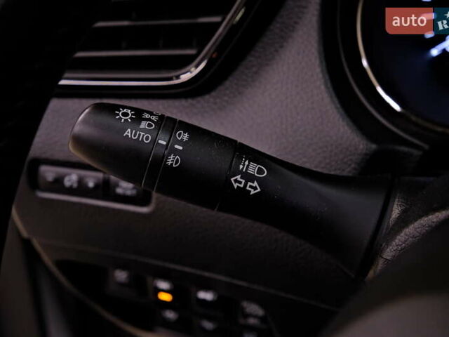 Серый Ниссан ИксТрейл, объемом двигателя 1.6 л и пробегом 50 тыс. км за 23900 $, фото 22 на Automoto.ua