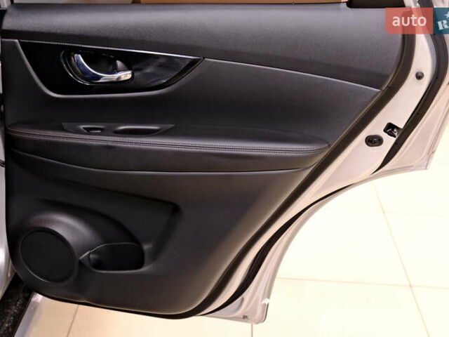 Серый Ниссан ИксТрейл, объемом двигателя 1.6 л и пробегом 50 тыс. км за 23900 $, фото 36 на Automoto.ua