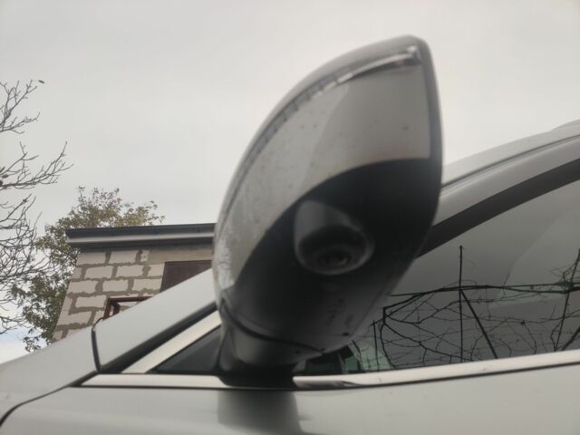 Серый Ниссан ИксТрейл, объемом двигателя 1.6 л и пробегом 50 тыс. км за 24000 $, фото 2 на Automoto.ua