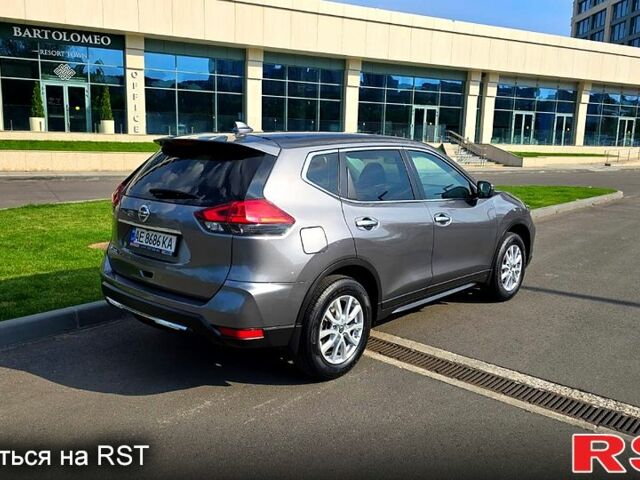 Серый Ниссан ИксТрейл, объемом двигателя 2 л и пробегом 70 тыс. км за 17700 $, фото 2 на Automoto.ua