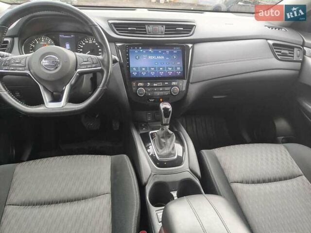 Сірий Ніссан ІксТрейл, об'ємом двигуна 2 л та пробігом 33 тис. км за 16000 $, фото 14 на Automoto.ua