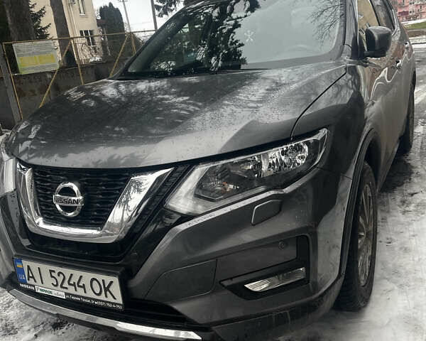Сірий Ніссан ІксТрейл, об'ємом двигуна 2 л та пробігом 44 тис. км за 22500 $, фото 2 на Automoto.ua