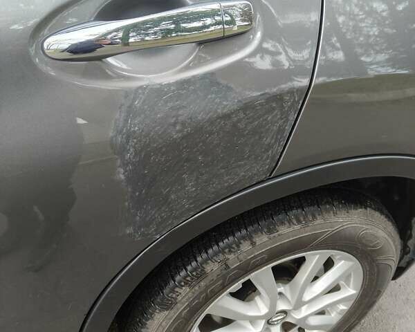 Сірий Ніссан ІксТрейл, об'ємом двигуна 2 л та пробігом 33 тис. км за 16000 $, фото 8 на Automoto.ua