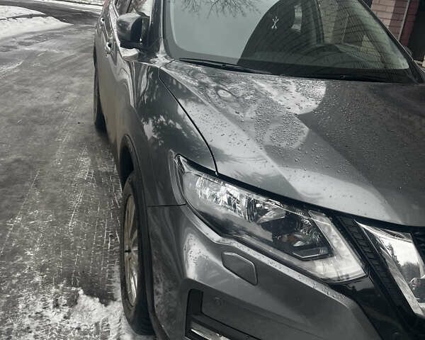 Сірий Ніссан ІксТрейл, об'ємом двигуна 2 л та пробігом 44 тис. км за 22500 $, фото 1 на Automoto.ua