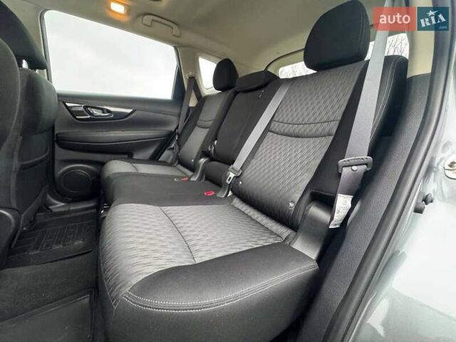 Серый Ниссан ИксТрейл, объемом двигателя 2 л и пробегом 97 тыс. км за 19999 $, фото 28 на Automoto.ua