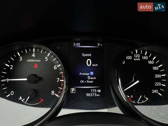 Серый Ниссан ИксТрейл, объемом двигателя 2 л и пробегом 97 тыс. км за 19999 $, фото 17 на Automoto.ua