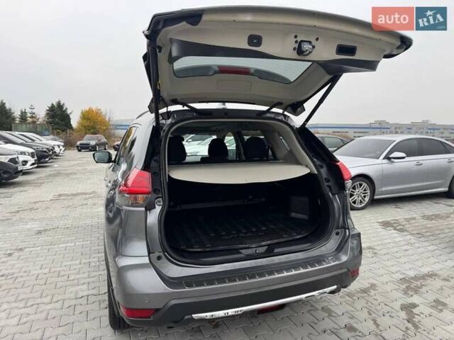 Серый Ниссан ИксТрейл, объемом двигателя 2 л и пробегом 97 тыс. км за 19999 $, фото 10 на Automoto.ua