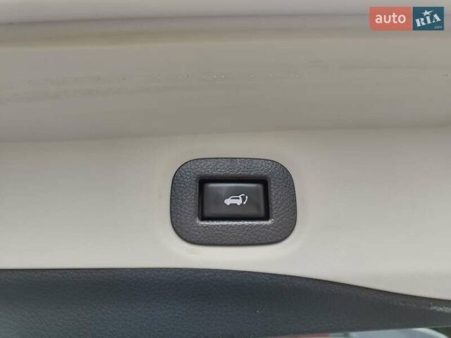 Сірий Ніссан ІксТрейл, об'ємом двигуна 2 л та пробігом 33 тис. км за 16000 $, фото 15 на Automoto.ua