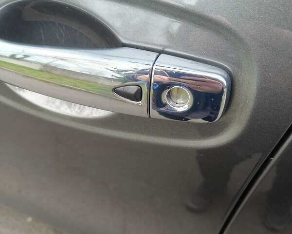 Сірий Ніссан ІксТрейл, об'ємом двигуна 2 л та пробігом 33 тис. км за 16000 $, фото 9 на Automoto.ua