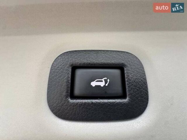 Серый Ниссан ИксТрейл, объемом двигателя 2 л и пробегом 97 тыс. км за 19999 $, фото 12 на Automoto.ua