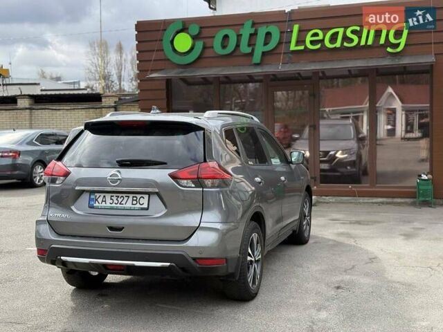 Серый Ниссан ИксТрейл, объемом двигателя 2 л и пробегом 182 тыс. км за 19000 $, фото 3 на Automoto.ua