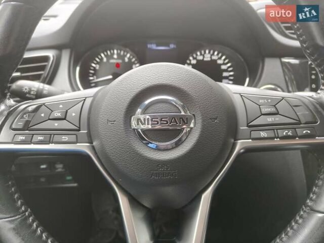 Сірий Ніссан ІксТрейл, об'ємом двигуна 2 л та пробігом 33 тис. км за 16000 $, фото 13 на Automoto.ua