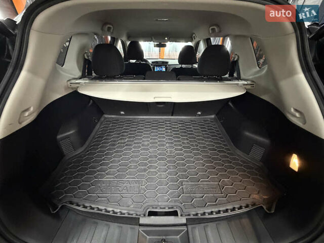 Серый Ниссан ИксТрейл, объемом двигателя 2 л и пробегом 39 тыс. км за 21450 $, фото 9 на Automoto.ua