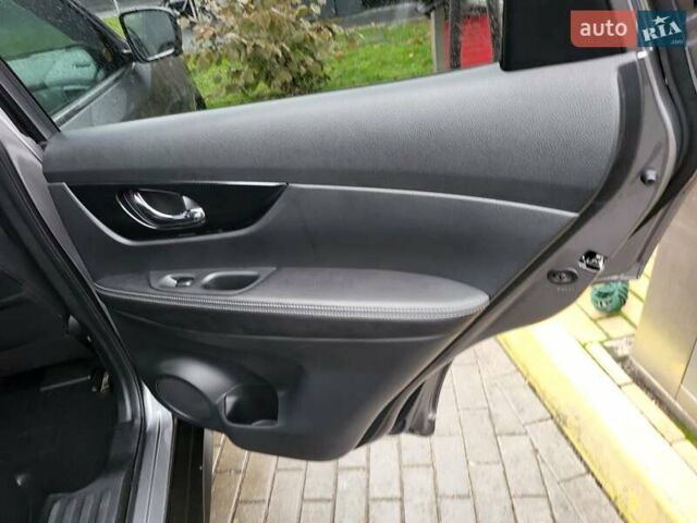 Сірий Ніссан ІксТрейл, об'ємом двигуна 1.6 л та пробігом 60 тис. км за 23450 $, фото 9 на Automoto.ua