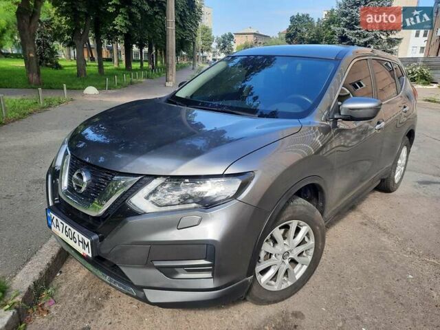 Серый Ниссан ИксТрейл, объемом двигателя 2 л и пробегом 24 тыс. км за 23100 $, фото 1 на Automoto.ua