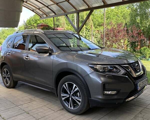 Серый Ниссан ИксТрейл, объемом двигателя 1.6 л и пробегом 59 тыс. км за 24700 $, фото 1 на Automoto.ua