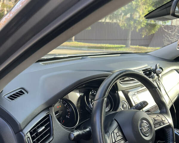 Сірий Ніссан ІксТрейл, об'ємом двигуна 2.49 л та пробігом 109 тис. км за 27499 $, фото 12 на Automoto.ua