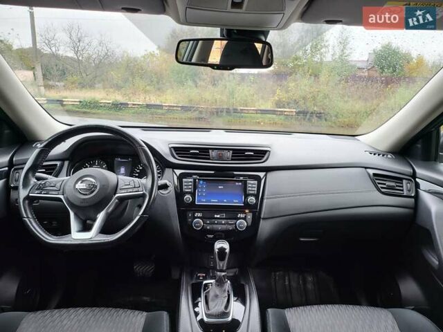 Сірий Ніссан ІксТрейл, об'ємом двигуна 1.6 л та пробігом 60 тис. км за 23450 $, фото 3 на Automoto.ua