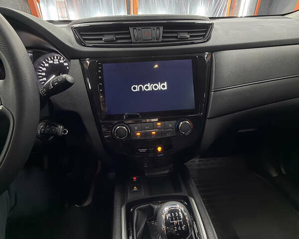 Серый Ниссан ИксТрейл, объемом двигателя 2 л и пробегом 39 тыс. км за 21450 $, фото 8 на Automoto.ua