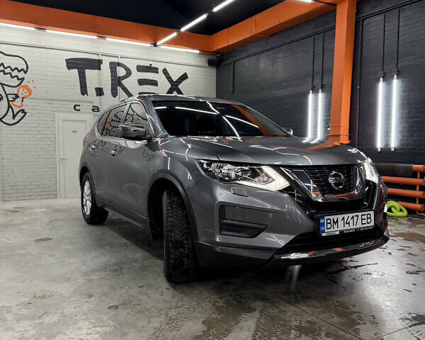 Серый Ниссан ИксТрейл, объемом двигателя 2 л и пробегом 39 тыс. км за 21450 $, фото 1 на Automoto.ua