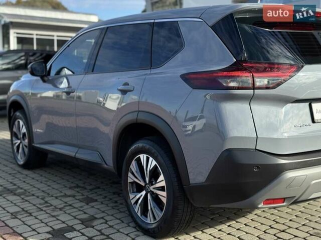 Серый Ниссан ИксТрейл, объемом двигателя 1.5 л и пробегом 12 тыс. км за 35990 $, фото 13 на Automoto.ua