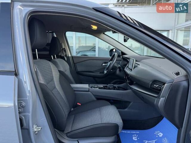 Серый Ниссан ИксТрейл, объемом двигателя 1.5 л и пробегом 12 тыс. км за 35990 $, фото 81 на Automoto.ua