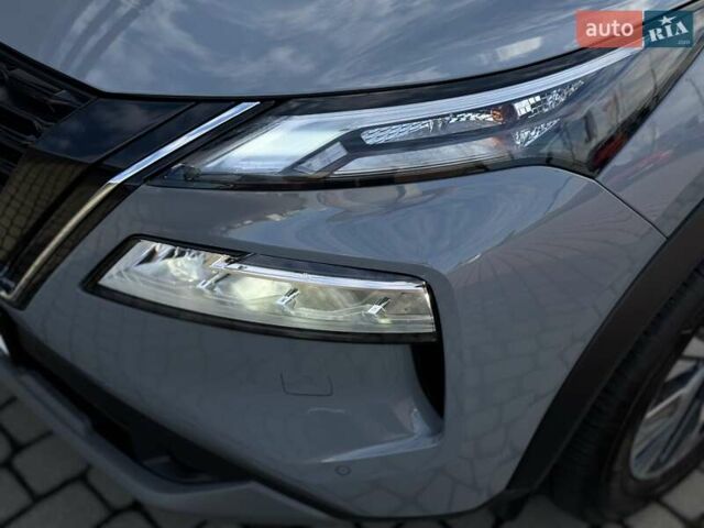 Серый Ниссан ИксТрейл, объемом двигателя 1.5 л и пробегом 12 тыс. км за 35990 $, фото 16 на Automoto.ua