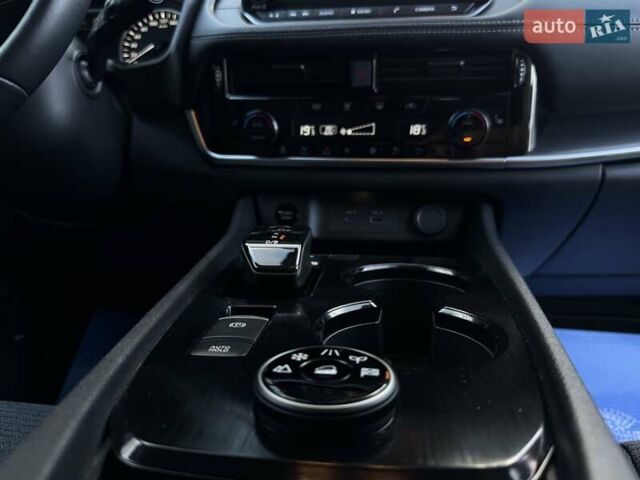 Серый Ниссан ИксТрейл, объемом двигателя 1.5 л и пробегом 12 тыс. км за 35990 $, фото 87 на Automoto.ua