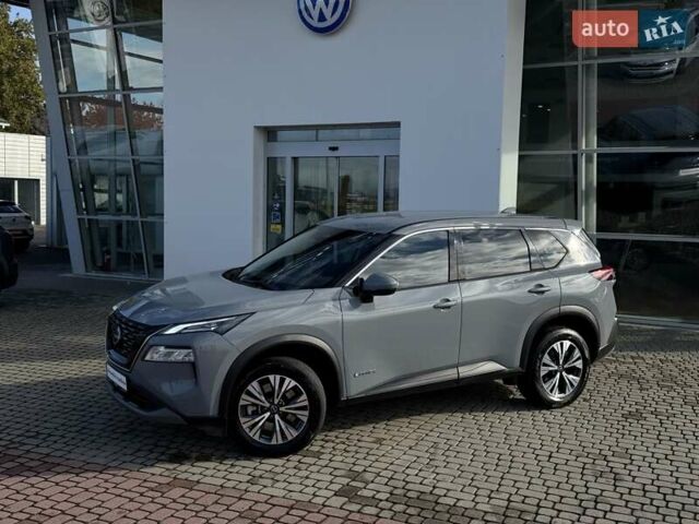 Серый Ниссан ИксТрейл, объемом двигателя 1.5 л и пробегом 12 тыс. км за 35990 $, фото 5 на Automoto.ua