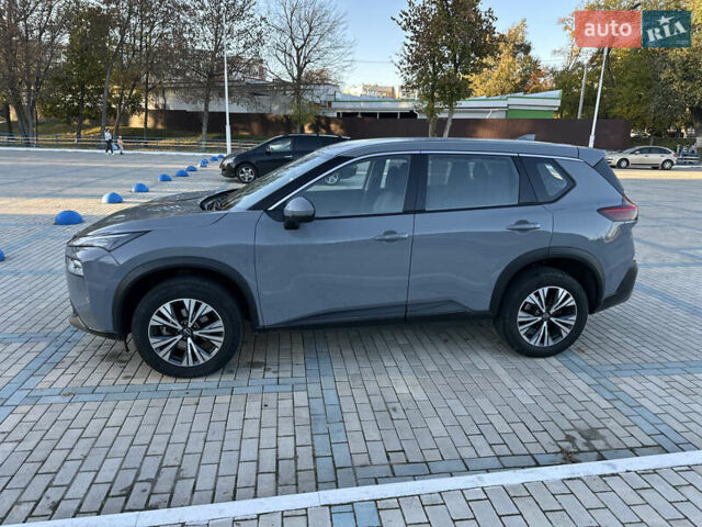 Сірий Ніссан ІксТрейл, об'ємом двигуна 1.5 л та пробігом 25 тис. км за 30200 $, фото 8 на Automoto.ua