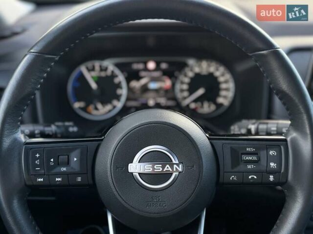 Серый Ниссан ИксТрейл, объемом двигателя 1.5 л и пробегом 12 тыс. км за 35990 $, фото 43 на Automoto.ua
