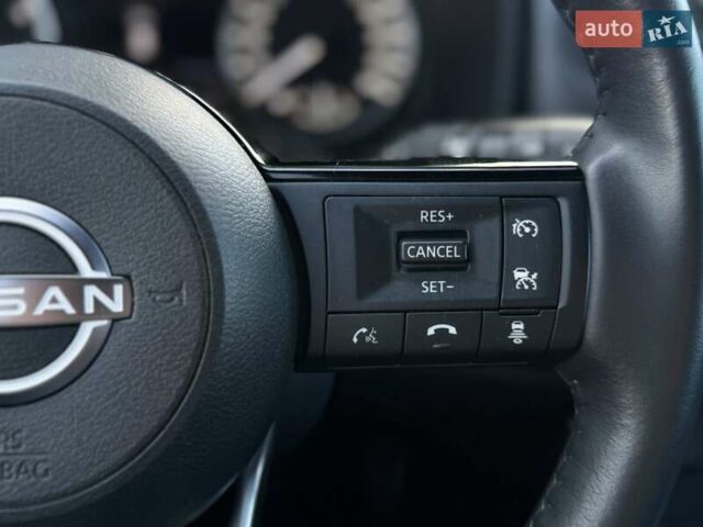Серый Ниссан ИксТрейл, объемом двигателя 1.5 л и пробегом 12 тыс. км за 35990 $, фото 46 на Automoto.ua