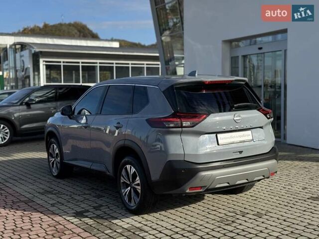 Серый Ниссан ИксТрейл, объемом двигателя 1.5 л и пробегом 12 тыс. км за 35990 $, фото 12 на Automoto.ua